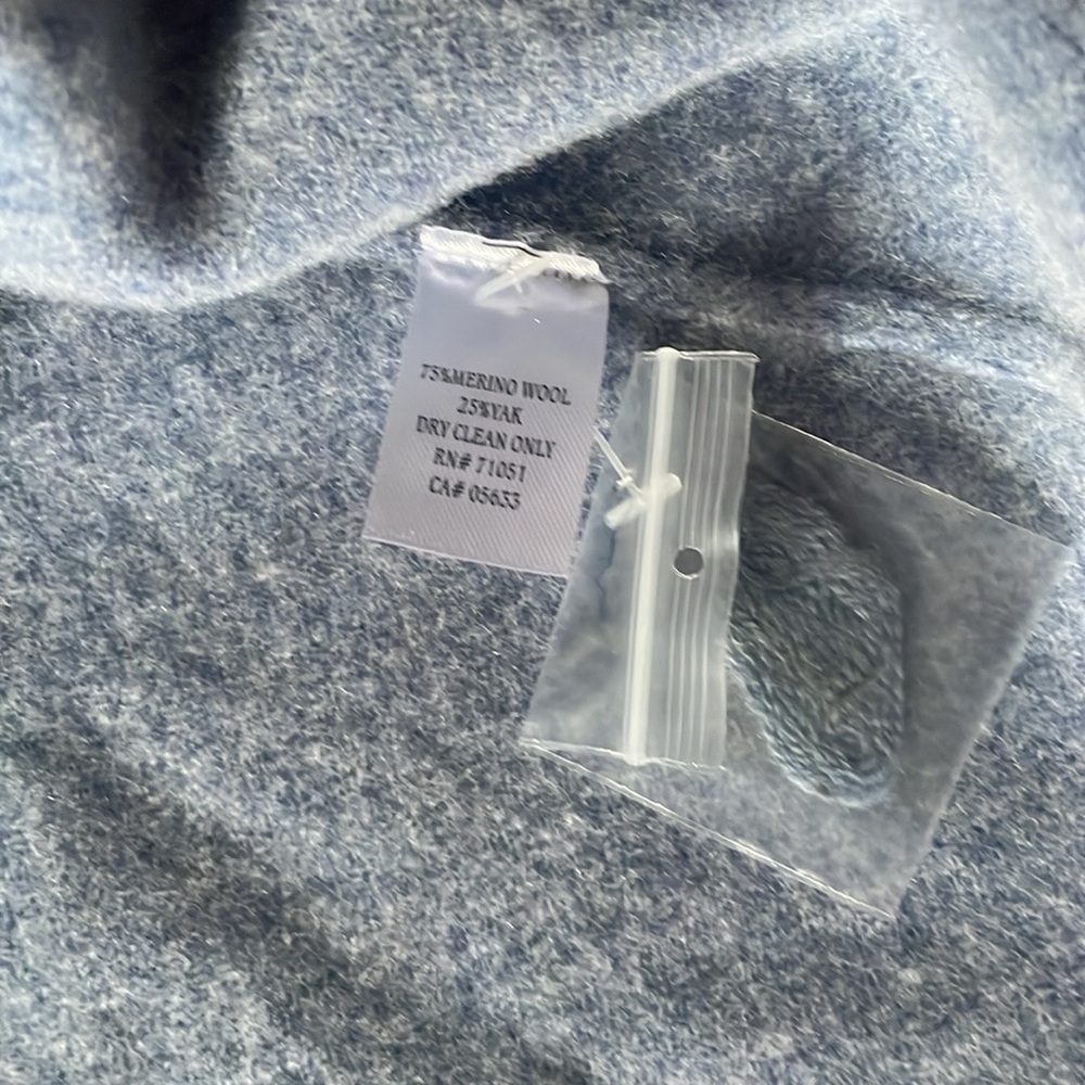 SWTR womans 100 % wool/yak woman’s open front sweater - medium NWOT Beautiful! - Picture 5 of 6